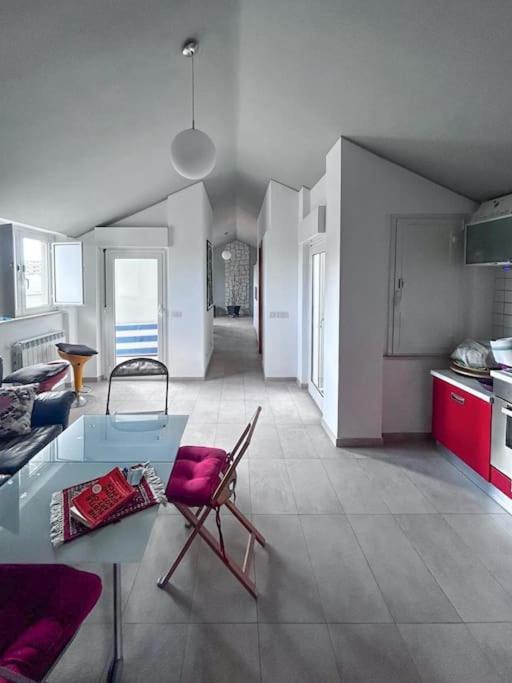 Apartment Ultimo Piano Con Due Terrazzi